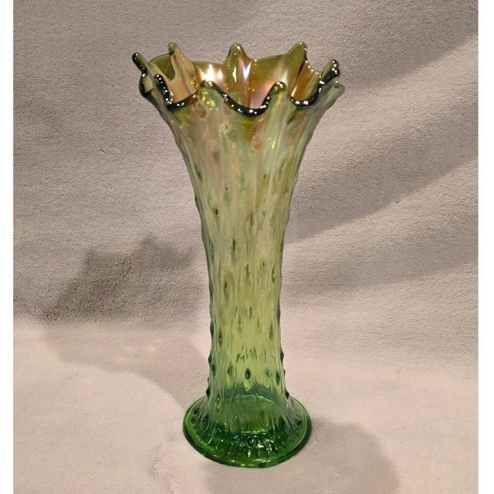 Vintage Northwood Green Tree‎ Trunk Carnival Glass Vase Fluted Ruffled Rim 10"